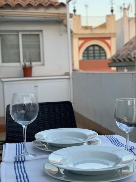 Stunning Attic With Private Terrace And Parking Optional Leilighet Sevilla Eksteriør bilde